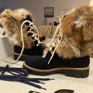 Blue suede boots with rabbit fur -La Thule Size 38
